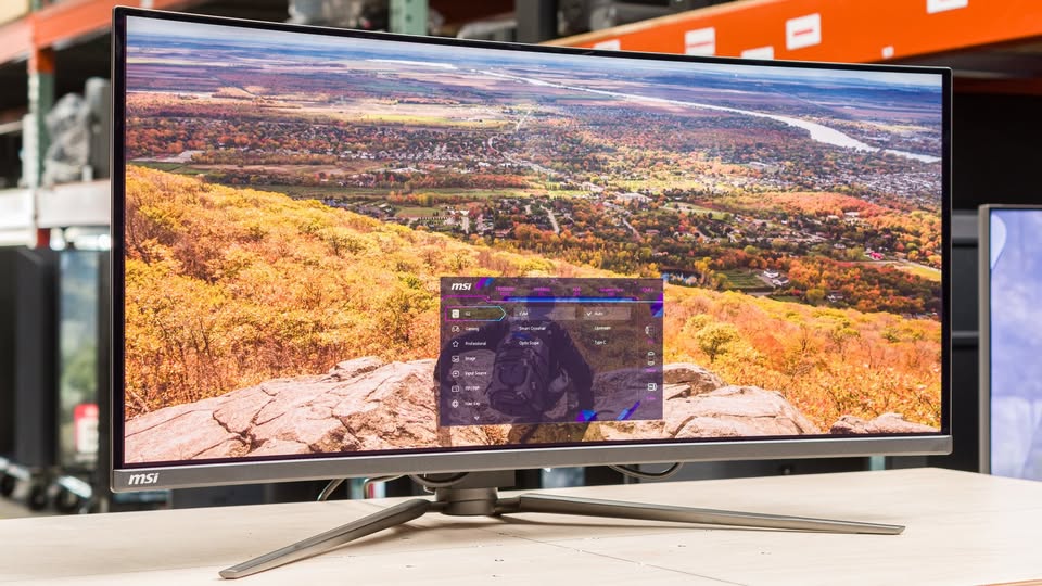 MSI MAG341CQP QD-OLED, 34 Curved OLED Gaming Monitor